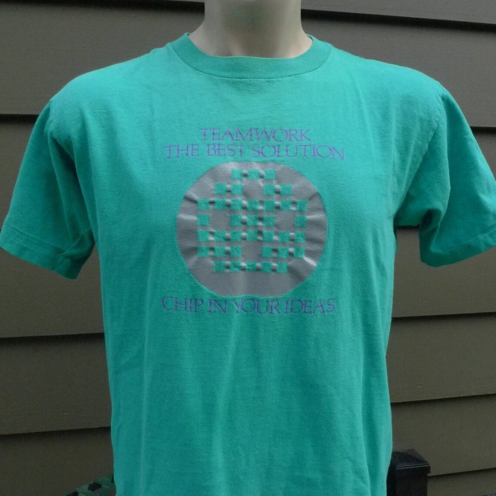 1980s Fijutsu Computer Chip Single Stitch Shirt * Mens XL (46)